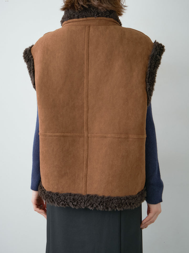 [予約]リバーシブルムートンライクオーバーベスト/brown