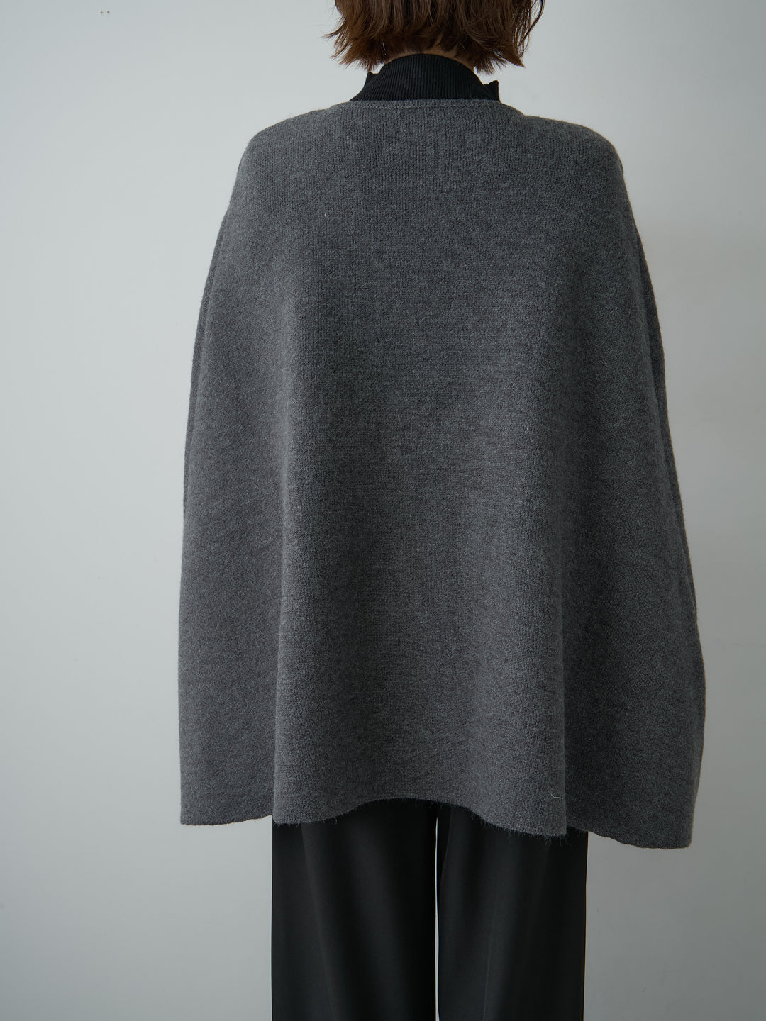 [予約]ゴールドボタンニットケープコート/gray
