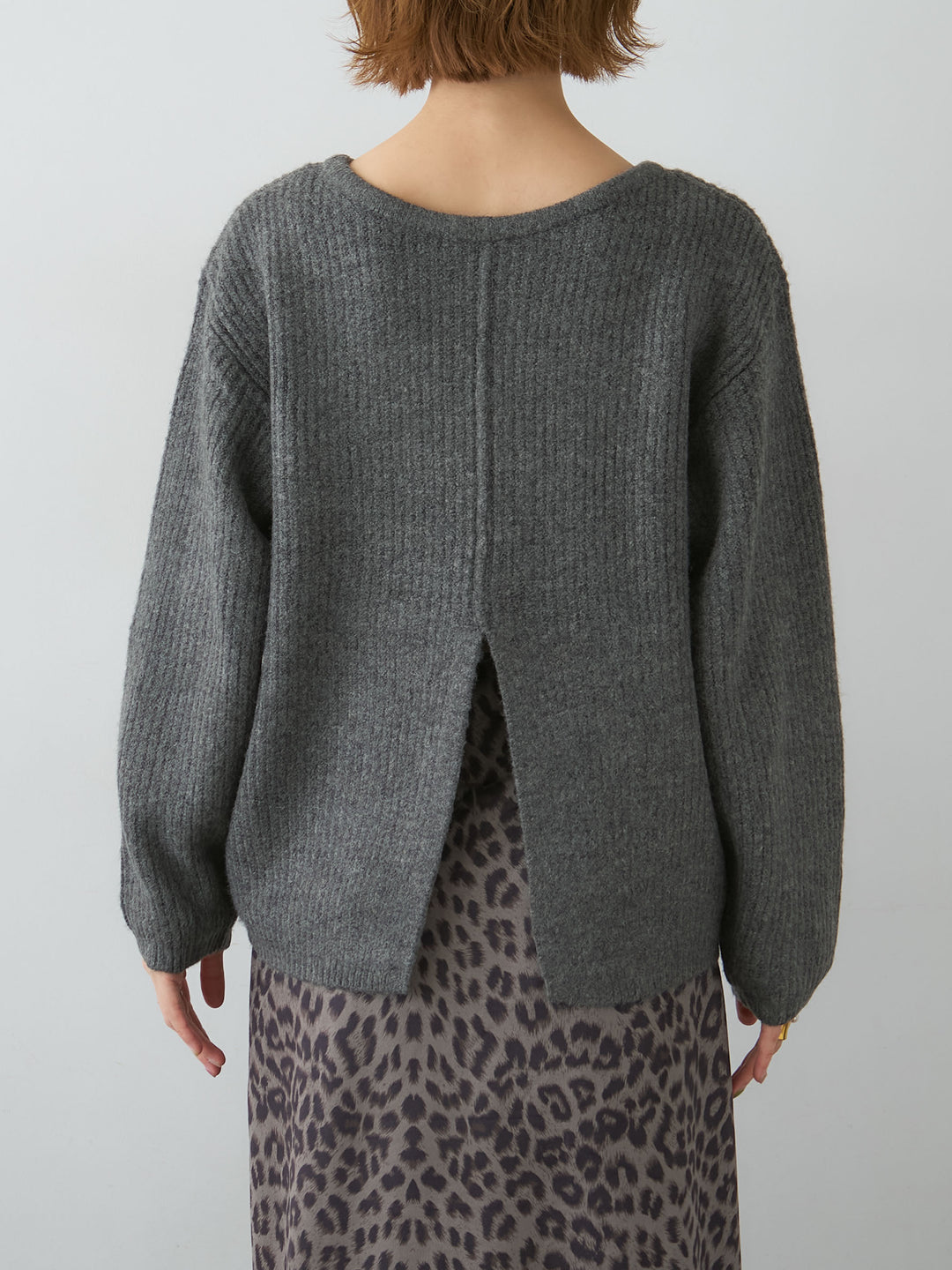 [予約]前後2wayスリットリブニットトップス/mokucharcoal