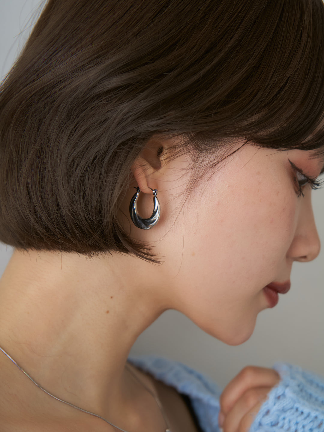 [予約]ツイストフープピアス/silver