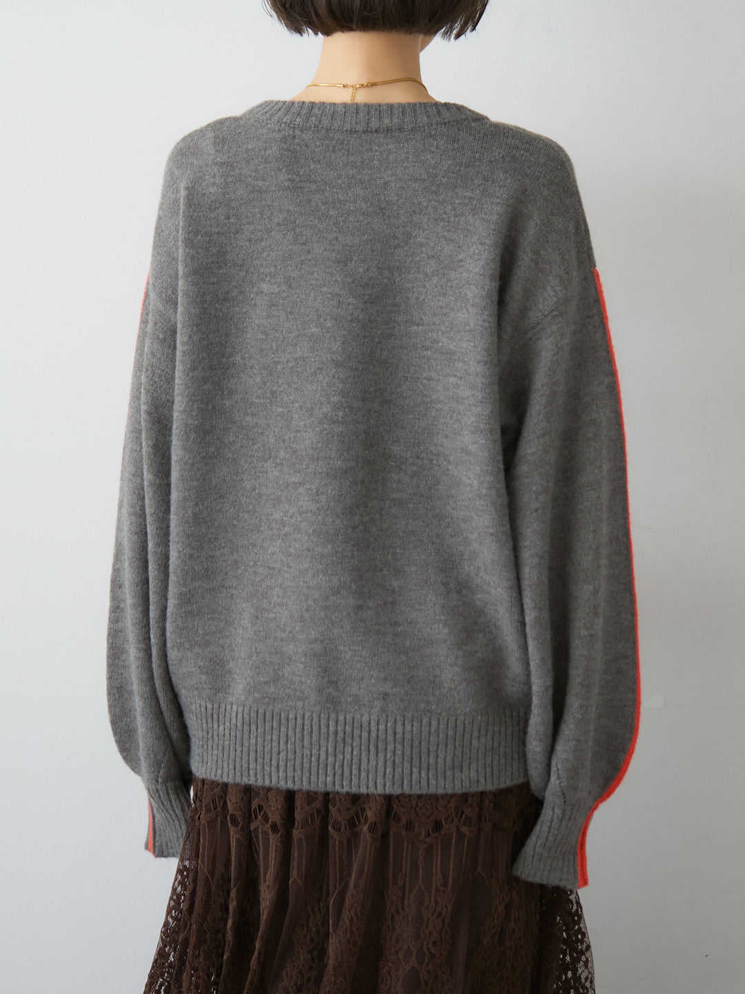 [予約]アルパカタッチサイドバイカラーニットプルオーバー/charcoal