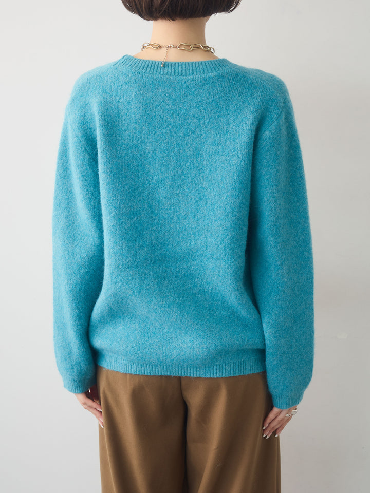 [予約]ソフトヘアリークルーネックニットトップス/blue