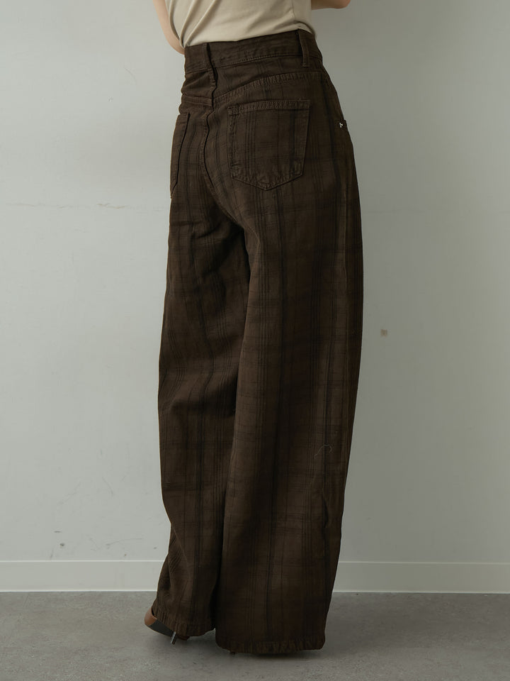 [予約]チェックエンブロイダリーカーブワイドデニム/brown