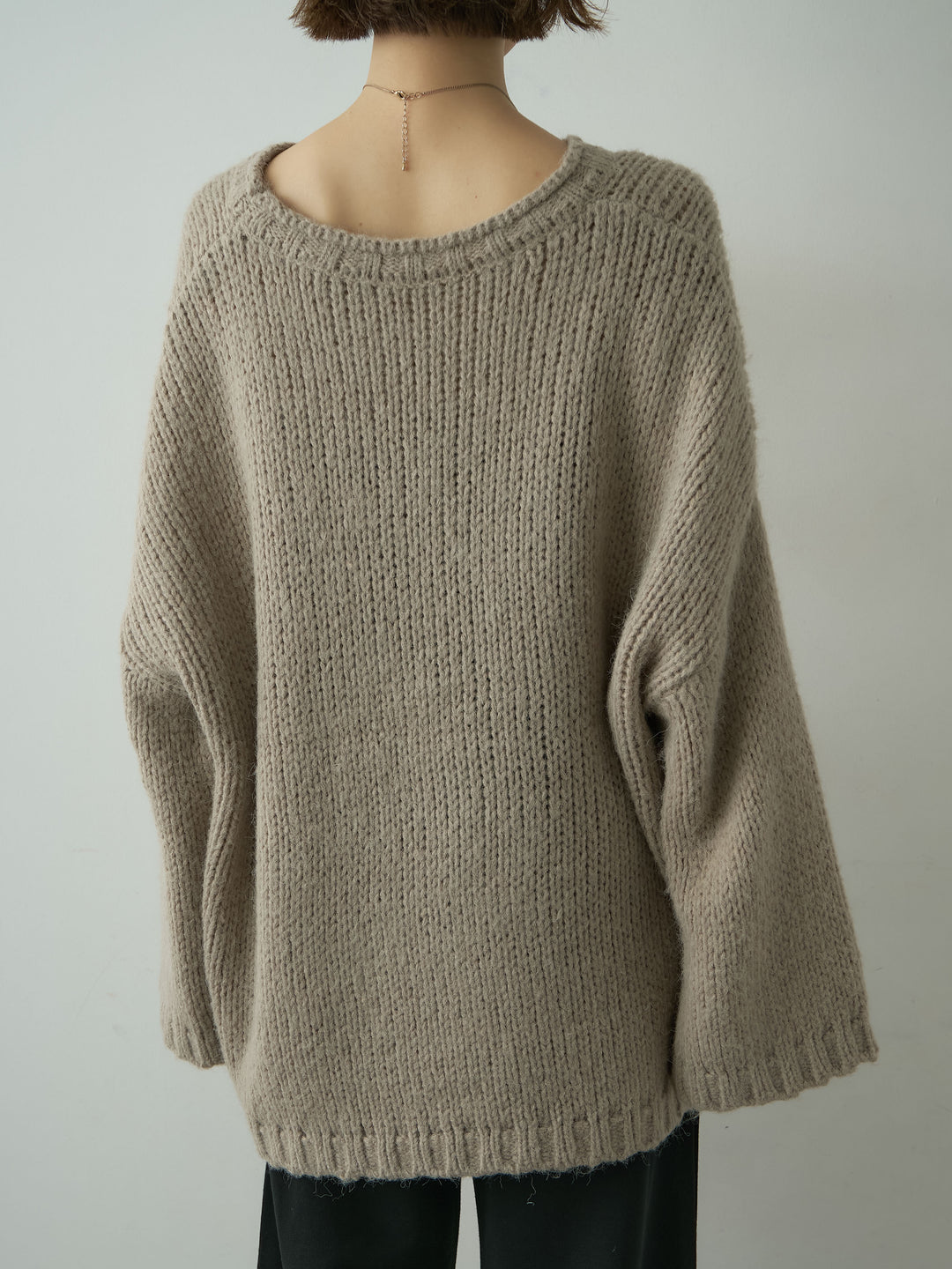 [予約]オーバーサイズドロップショルダーニットプルオーバー/beige