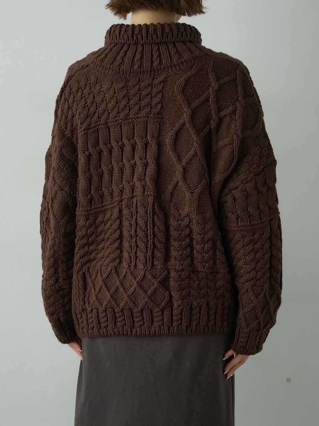 [予約]ネックボタンミックスケーブルニットトップス/brown