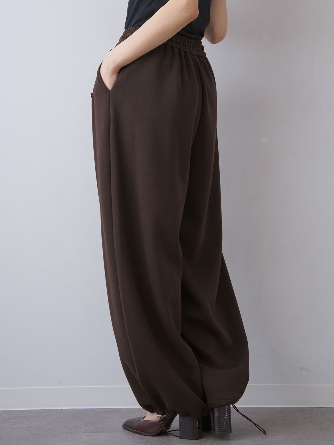 [予約]ナポレオンドロストスウェットパンツ/brown