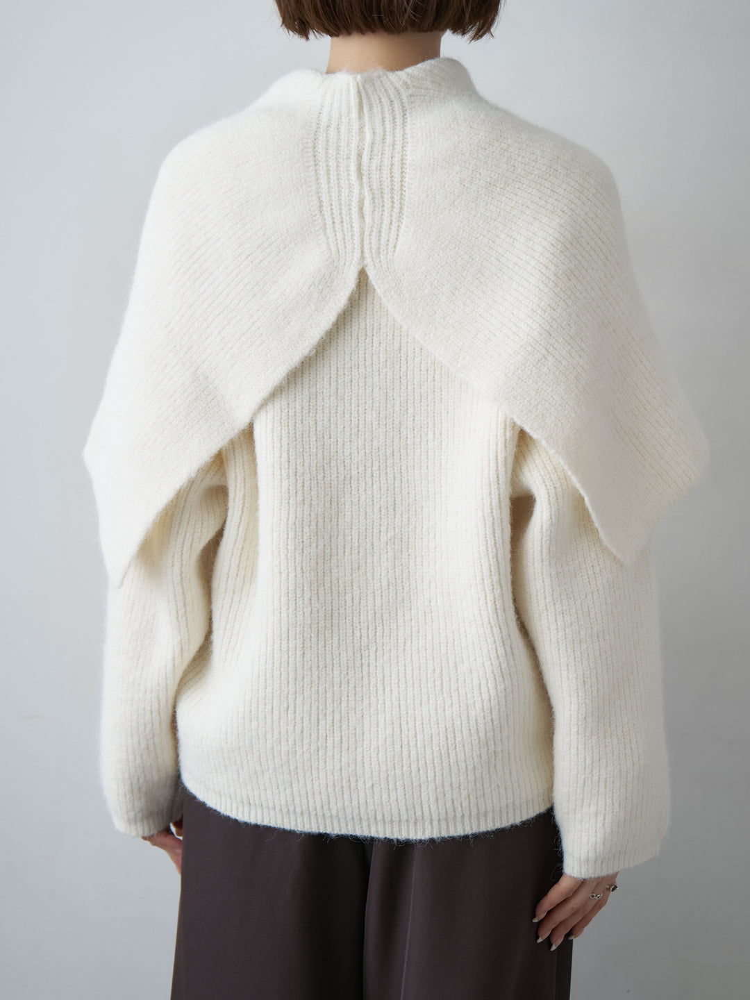 [予約]ケープドッキングデザインリブクルーネックニットトップス/ivory