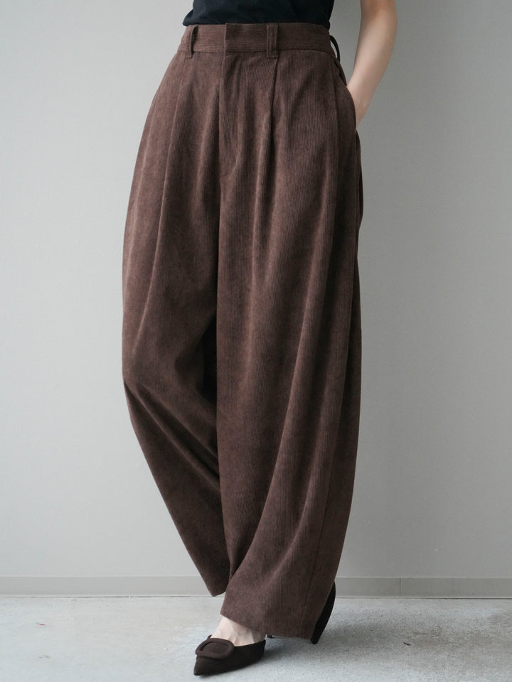 [予約]コーデュロイサイドタックコクーンパンツ/brown