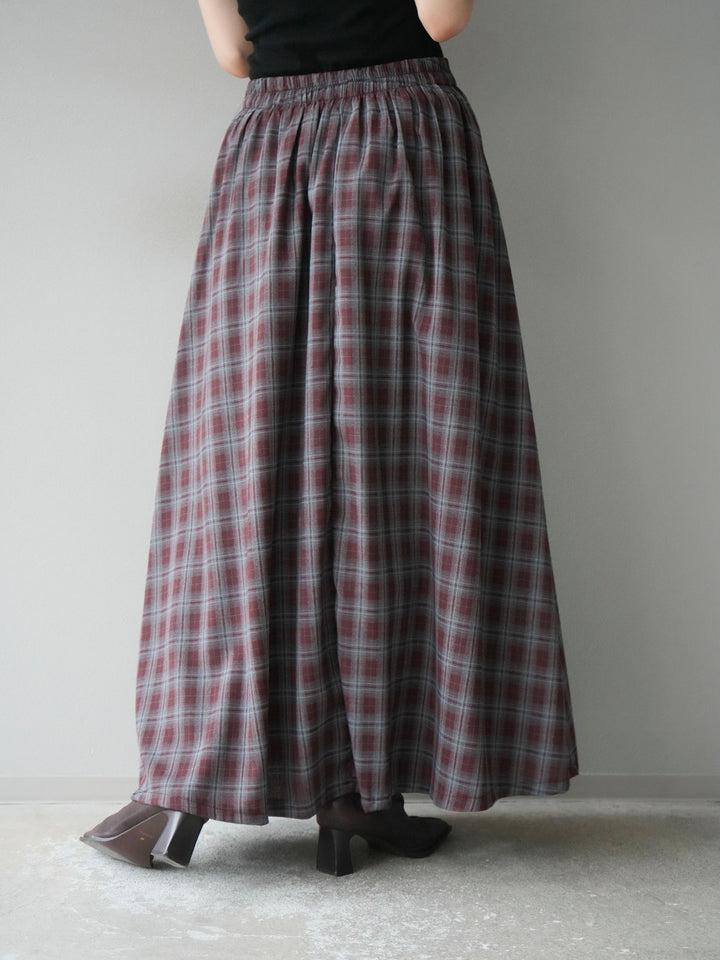[予約]チェックタックフレアロングスカート/ ボルドー