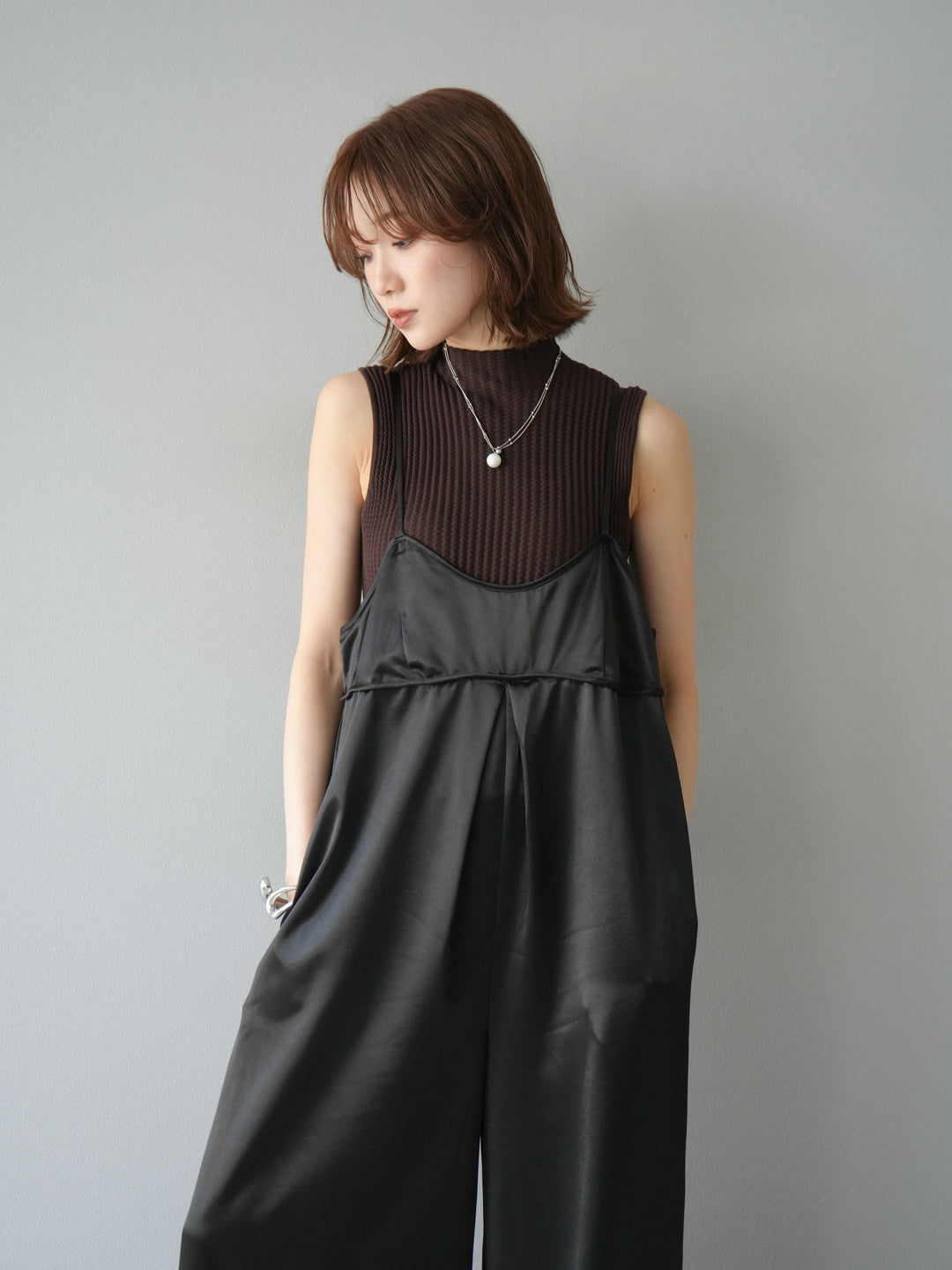 [予約]ボトルネックワッフル編みノースリーブニットトップス/ブラウン