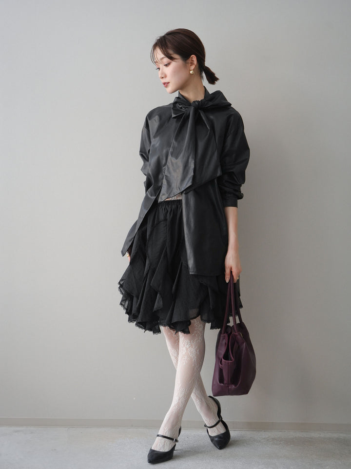 [SET]フェイクレザーボウタイブラウス+ラッフルレースミニスカート(2set)