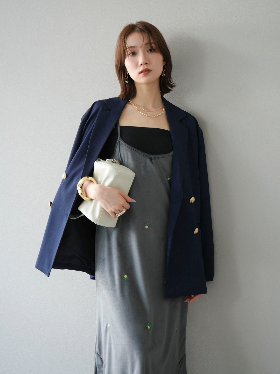 [予約]フラワー刺繍ベロアキャミワンピース/グレー