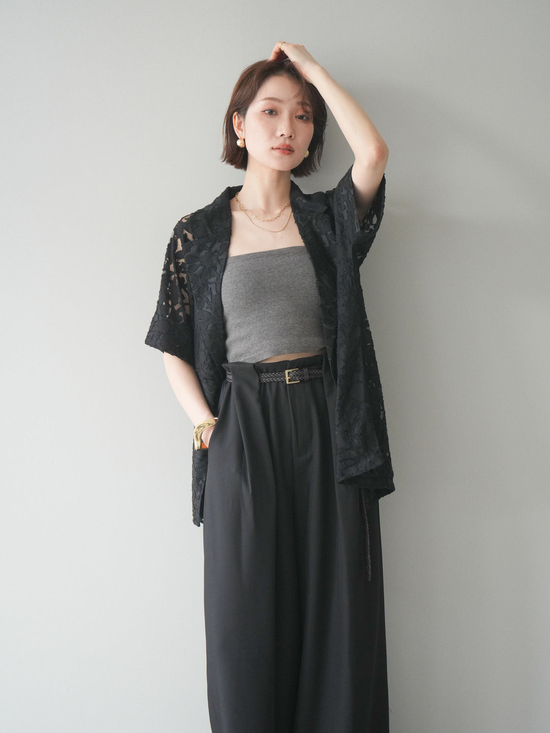 【套裝】花朵蕾絲短袖外套+垂褶收腰帶環長褲（兩件套）