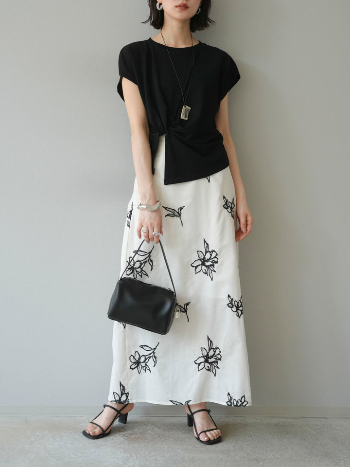[予約]フラワー刺繍ナロースカート/ホワイト