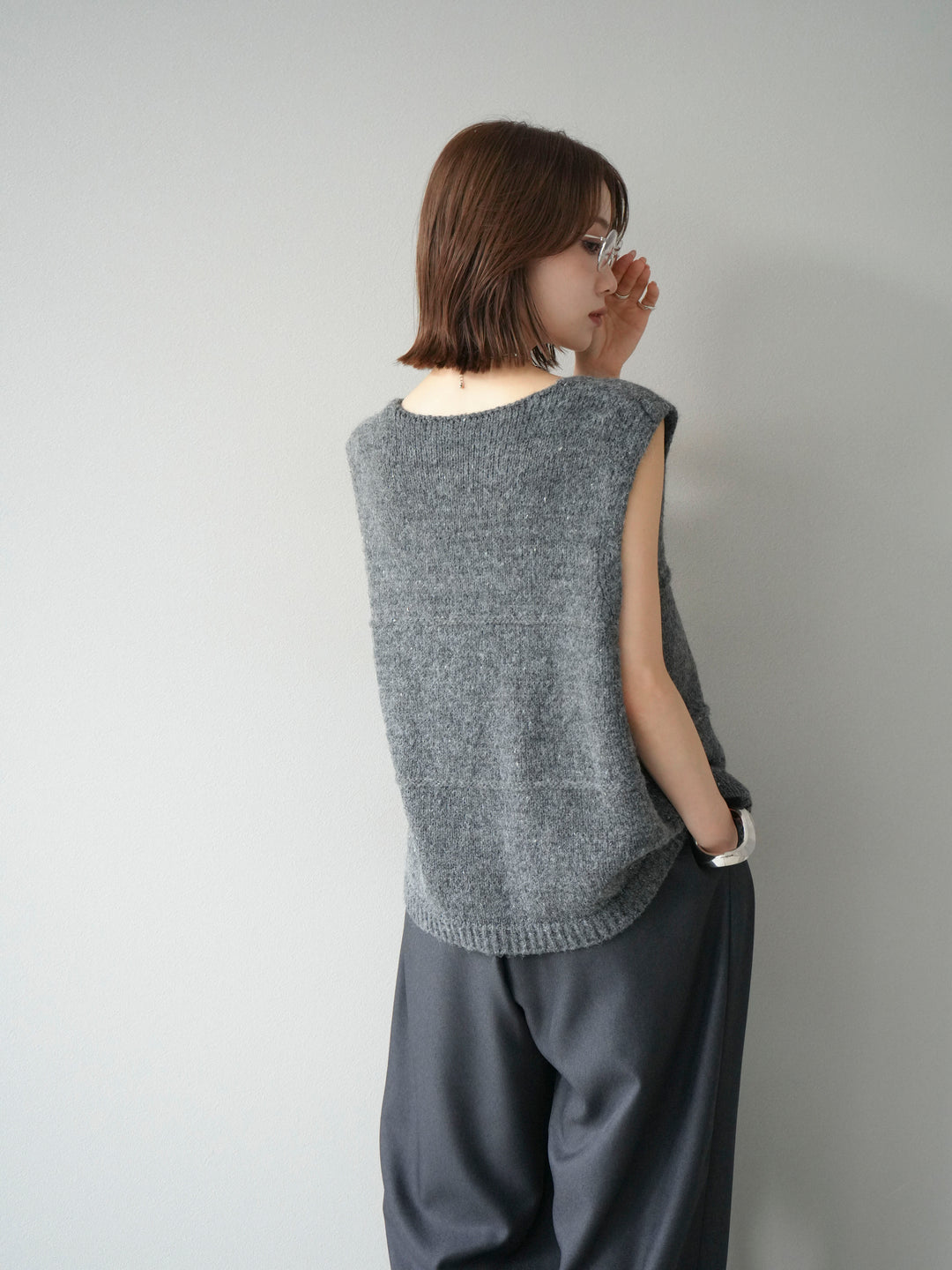 [予約]フロントスリットリボンニットベスト/グレー