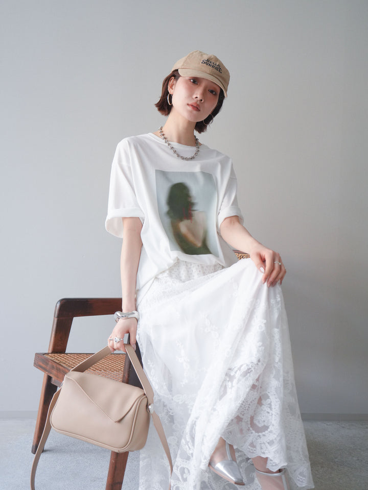 [SET]ブラーアートフォトTシャツ+シアーレースマキシスカート(2set)