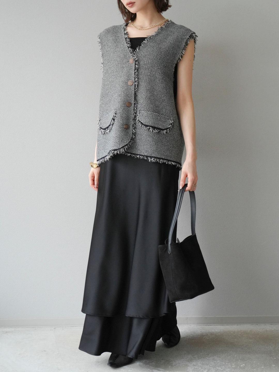 [予約]サテンフリルスカート/ブラック