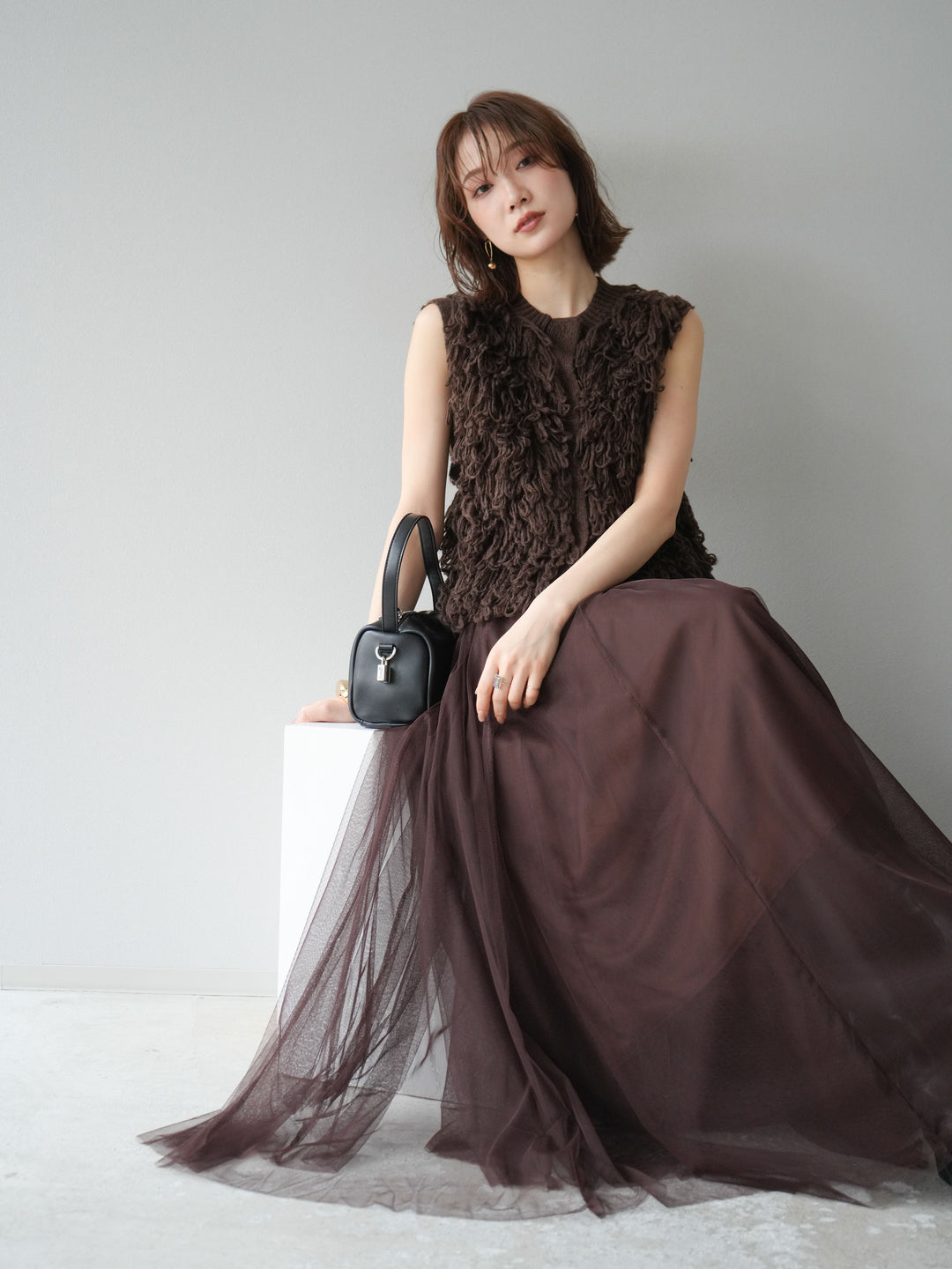 [SET] 前開衩針織背心 + 薄紗蓬鬆裙 (2 件套)