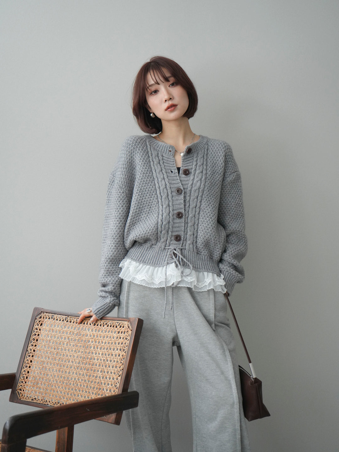 [予約]裾レースケーブルニットカーディガン/gray