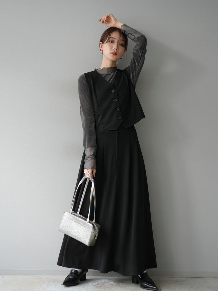 [予約]ポンチノーカラーベスト/ブラック