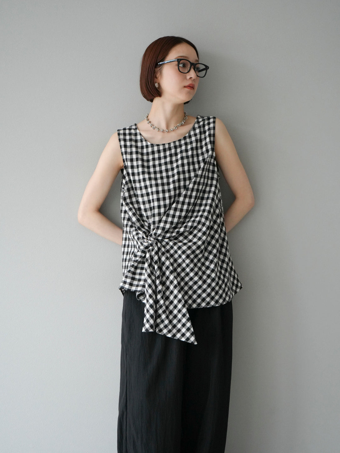 [SET] 前裹式無袖上衣+麻質下擺回型寬褲（2件組）