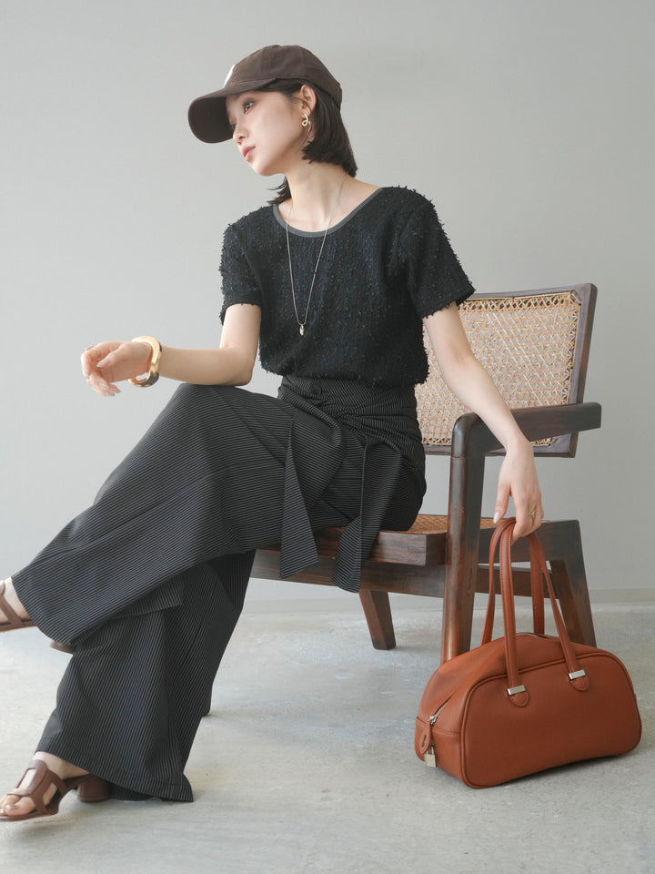 【預購】同色系滾邊蓬鬆剪裁上衣/黑色