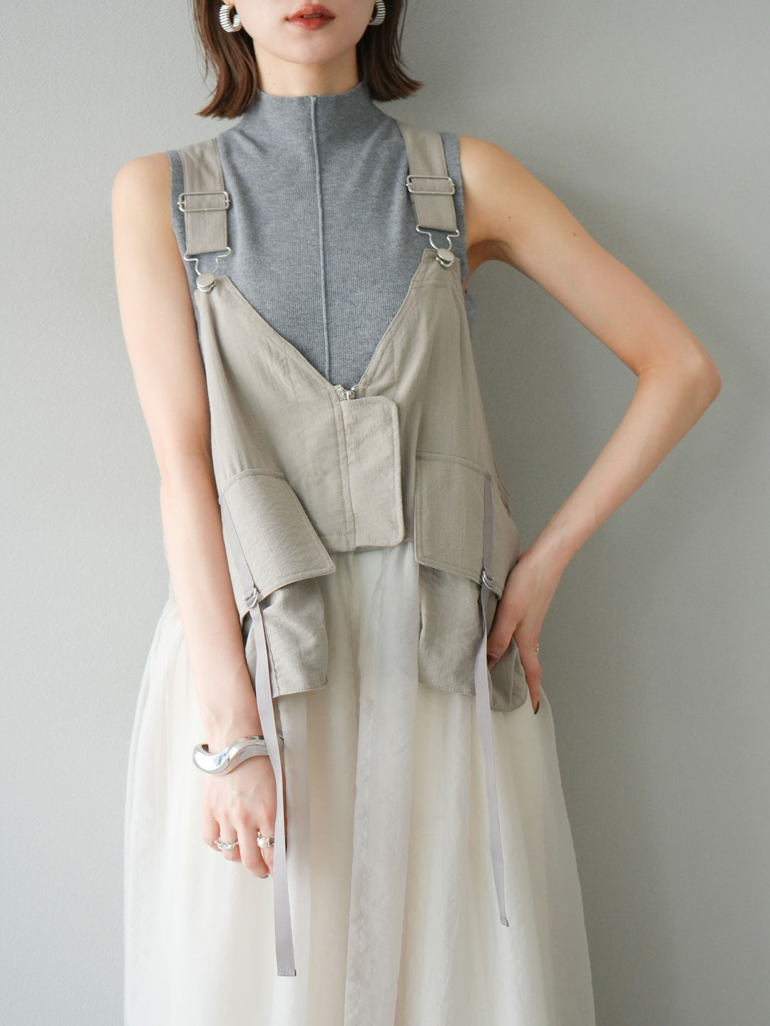 [予約]タクティカルベストオーガンザワンピース/グレージュ
