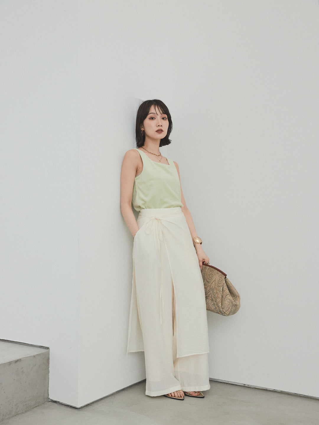 [SET]スクエアベロアタンクトップ+ワッシャーサテンレイヤードスカートパンツ(2set)