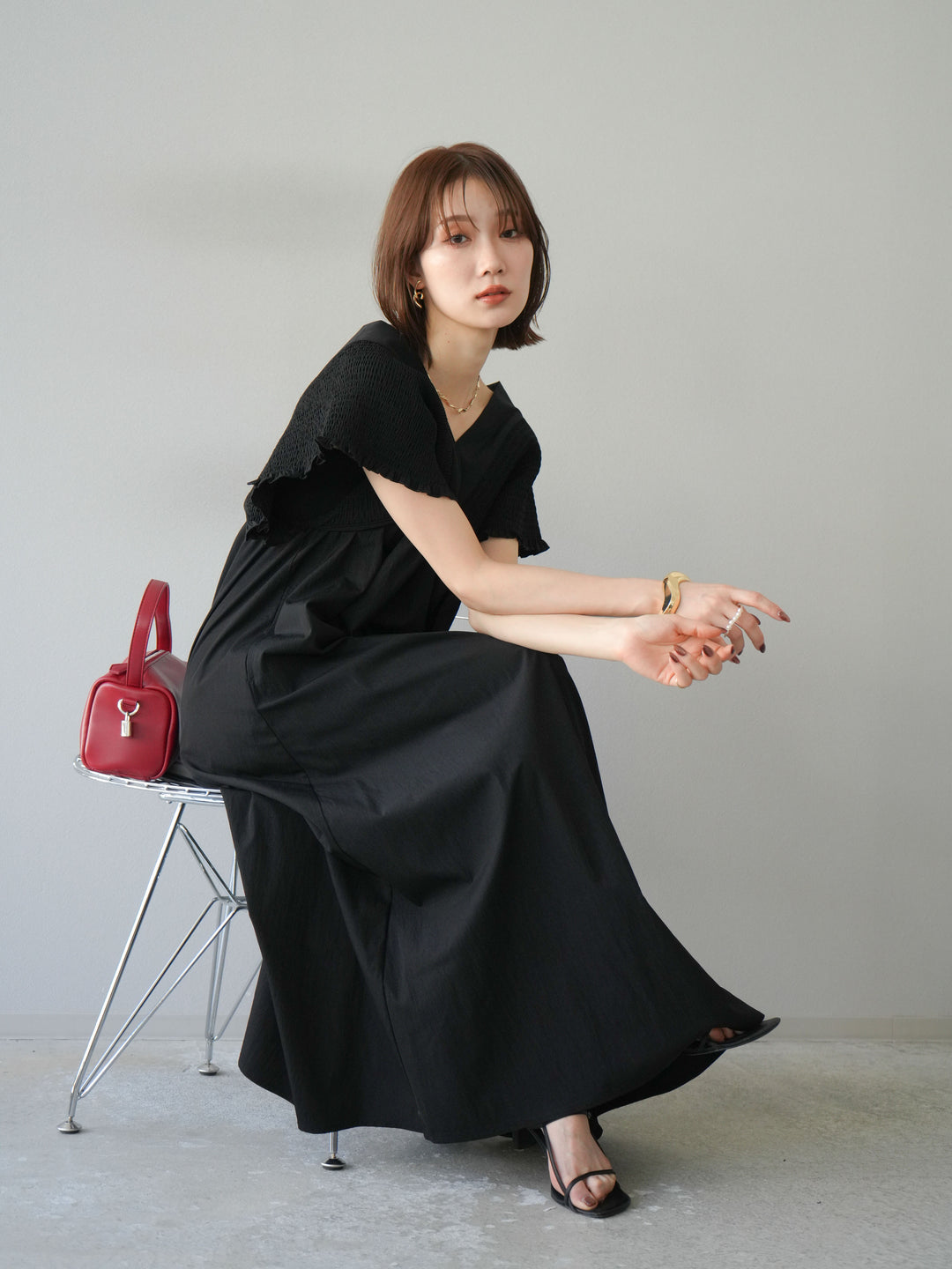 [SET] 褶皺V領連身裙 + 褶皺V領連身裙 (2件套)