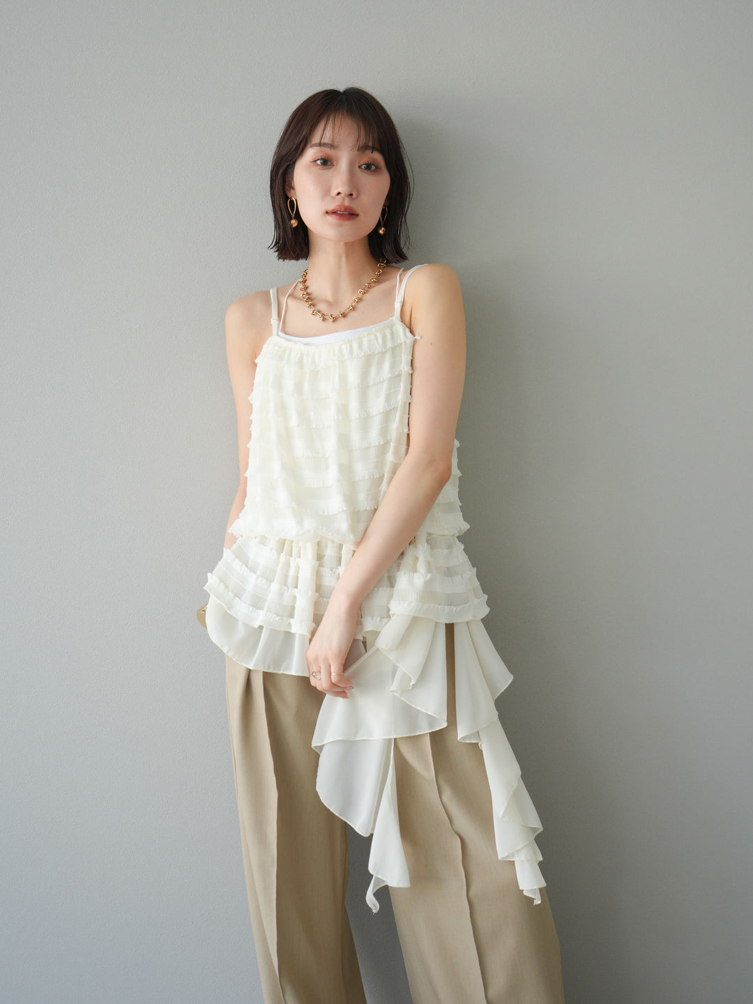 【預購】荷葉邊流蘇吊帶衫/象牙白