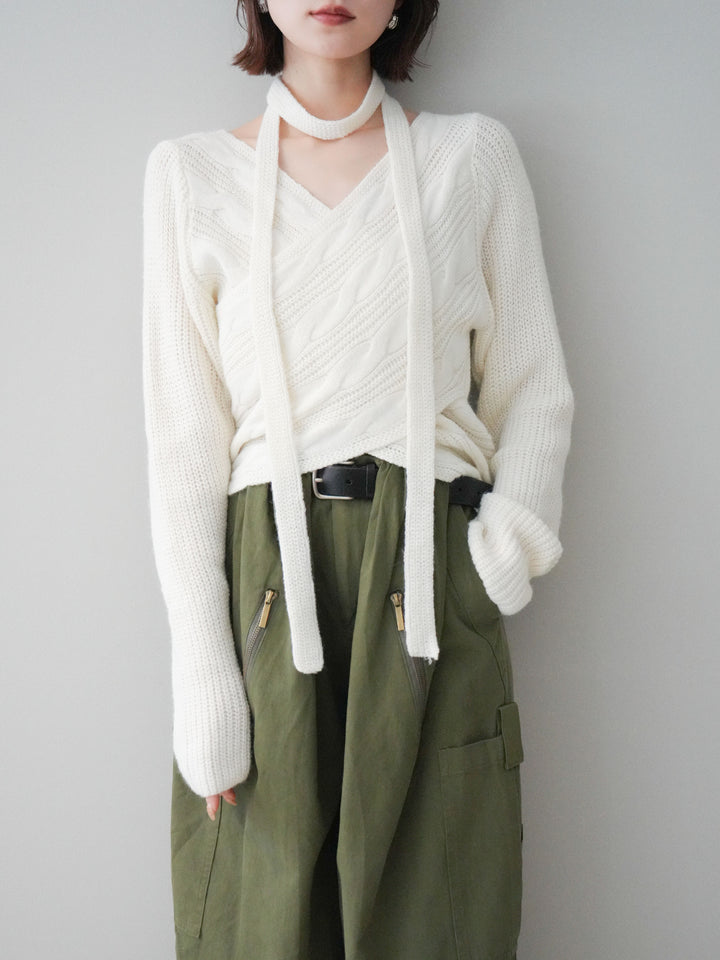[予約]ケーブル編みクロスニットトップス/white