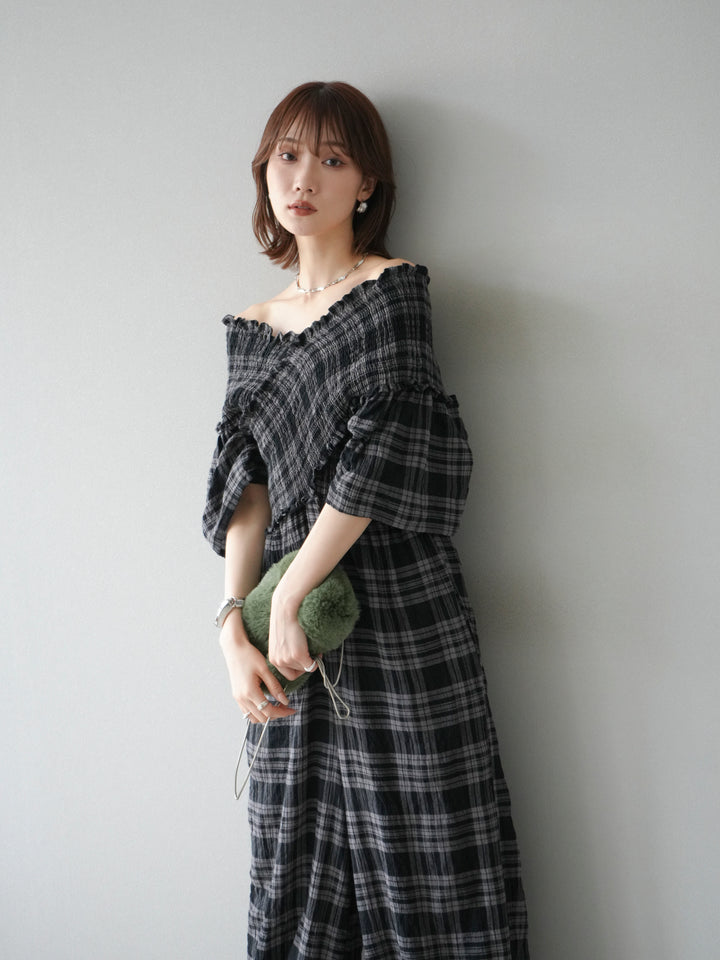 [予約]チェック柄ハーフスリーブシャーリングクロスサロペット/ブラック