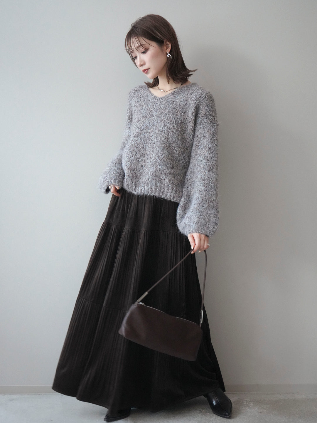 [SET]Vネックミックスヤーンニットプルオーバー+ベロアティアードワッシャースカート(2set)