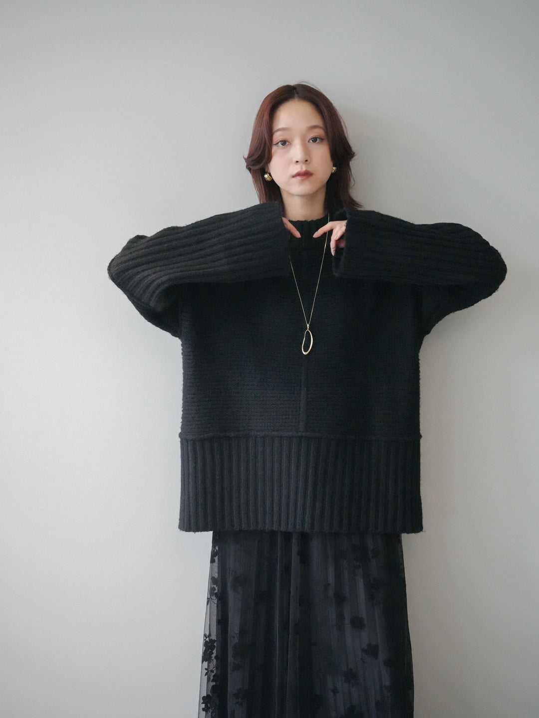 [SET]編み地切替ボトルネックニットプルオーバー+フラワーフロッキーチュールプリーツスカート(2set)