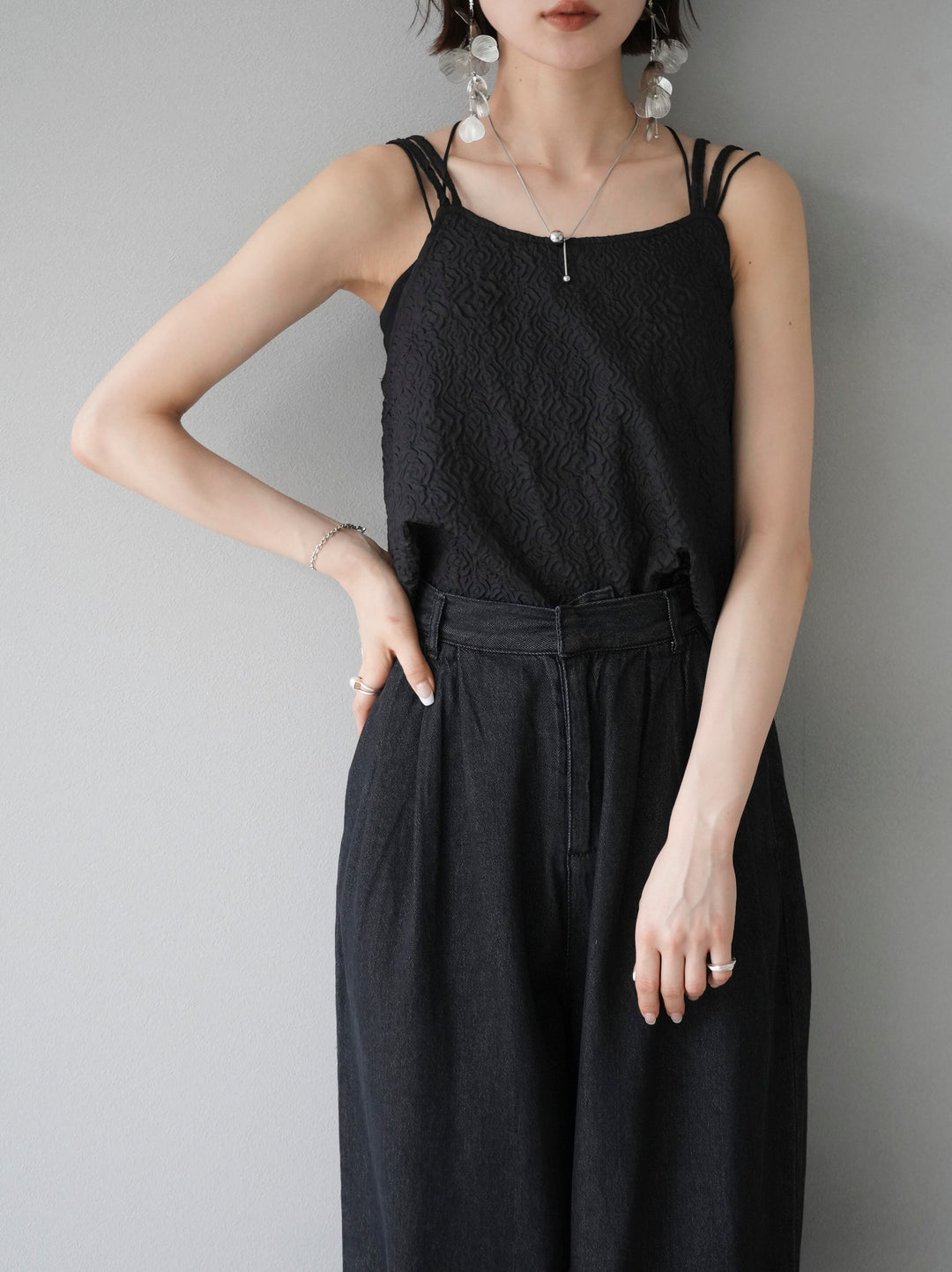 [Pre-order] Puffy Jacquard Double Strap Camisole/Black