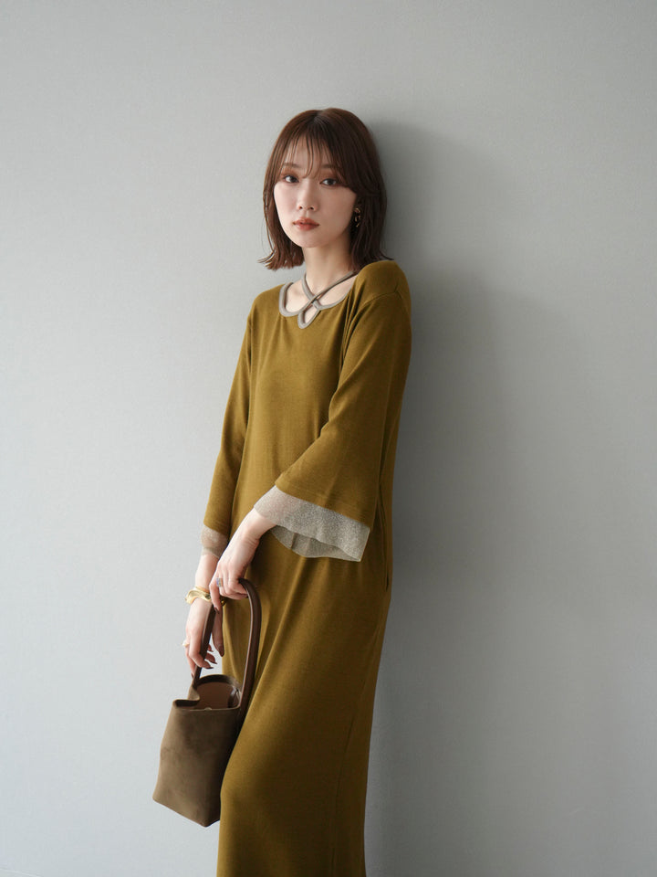 [予約]デザインネックラメシアー切替ニットワンピース/カーキ