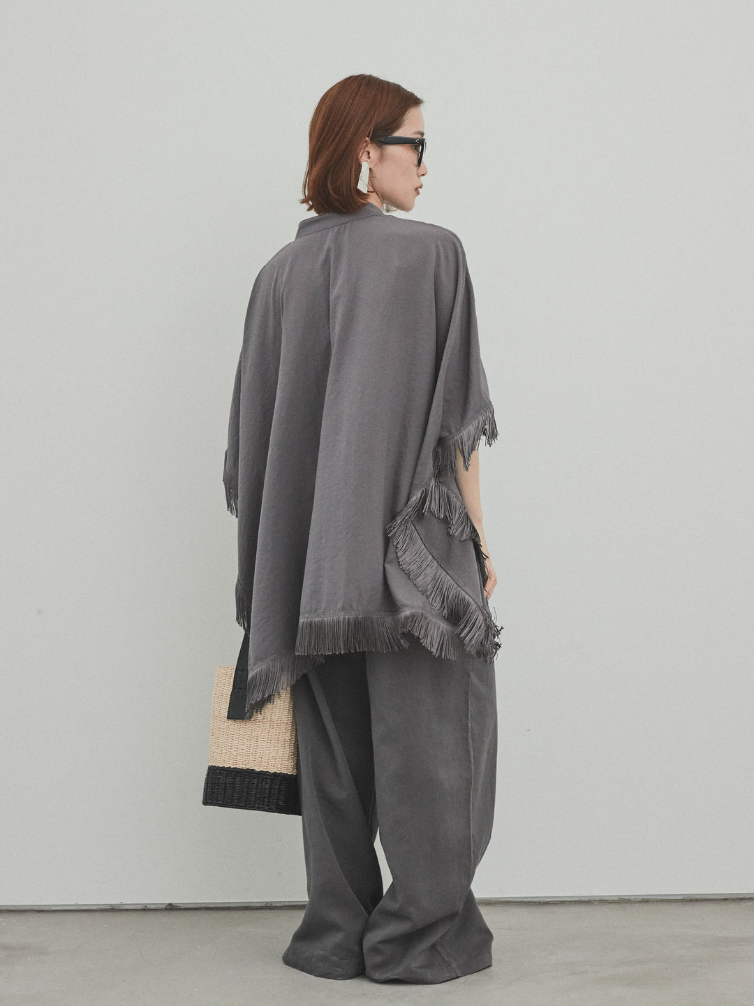 [SET] 方形流蘇斗篷襯衫 + 亞麻觸感褶皺寬褲 (2 件套)