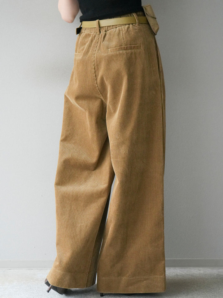 [予約]ベルト付コーデュロイワイドパンツ/beige