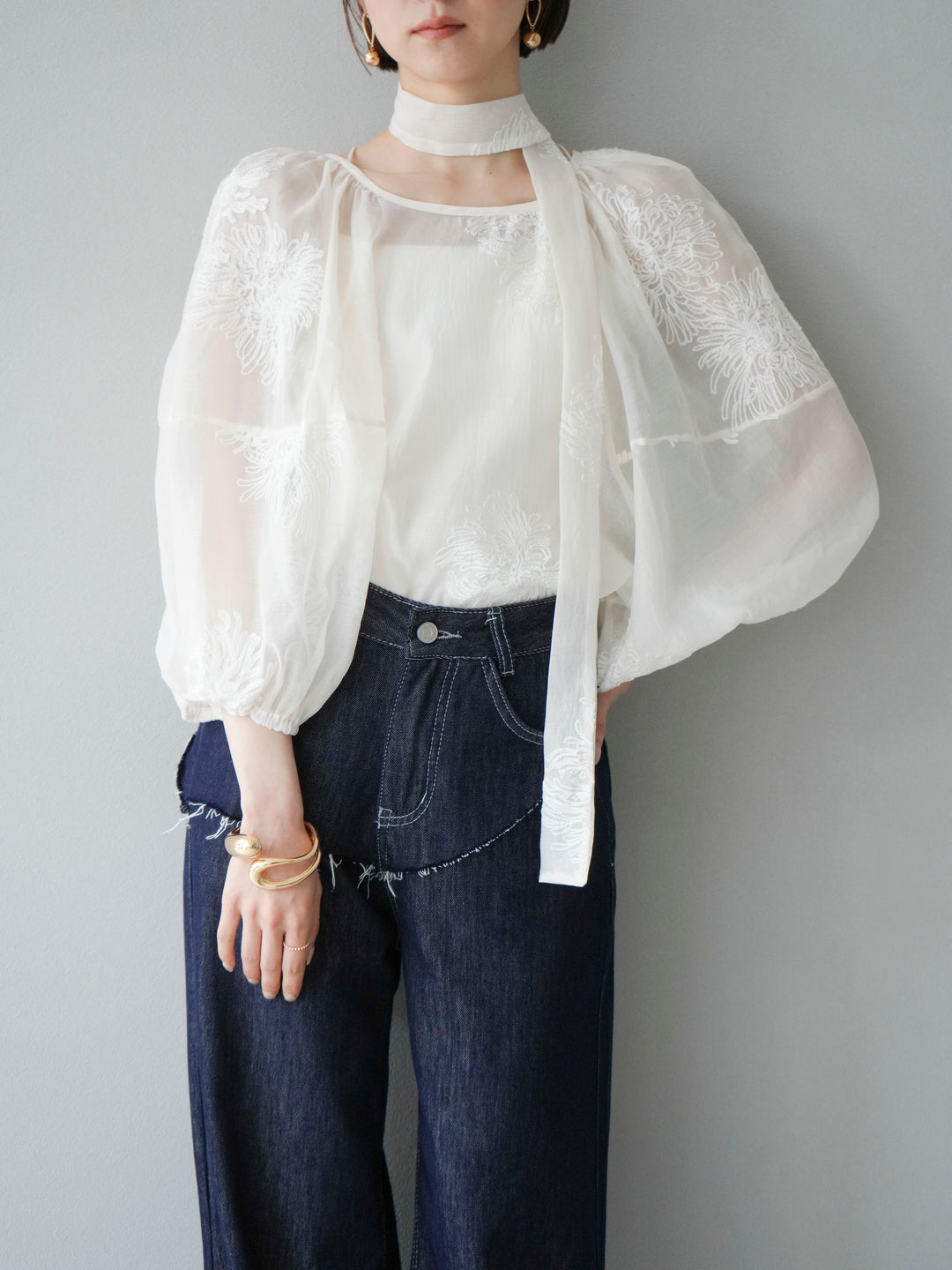 [SET]刺繍シアーバルーンスリーブブラウス+ヒップデザインデニムパンツ(2set)