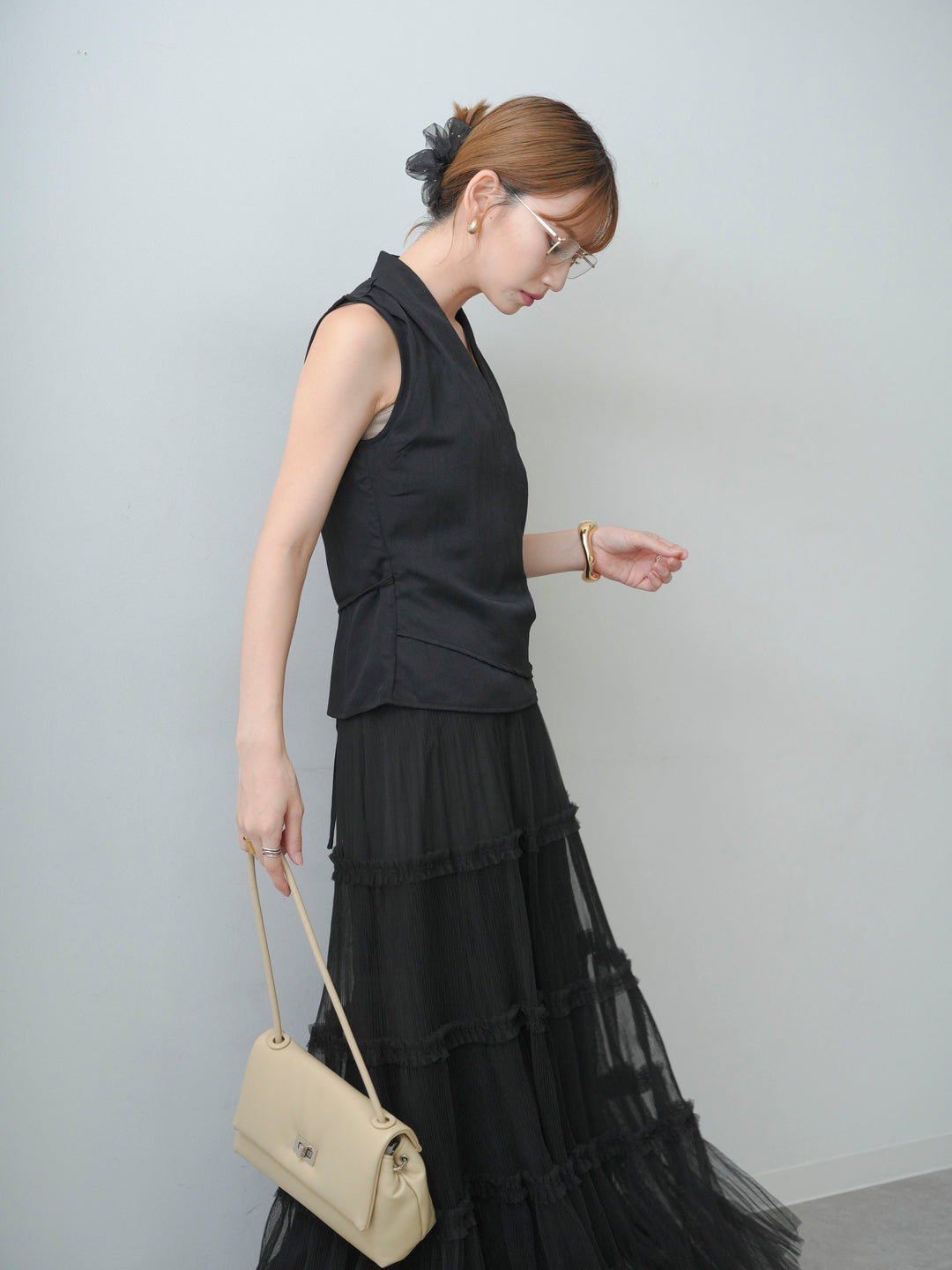 [予約]ドレープラップノースリトップス/black