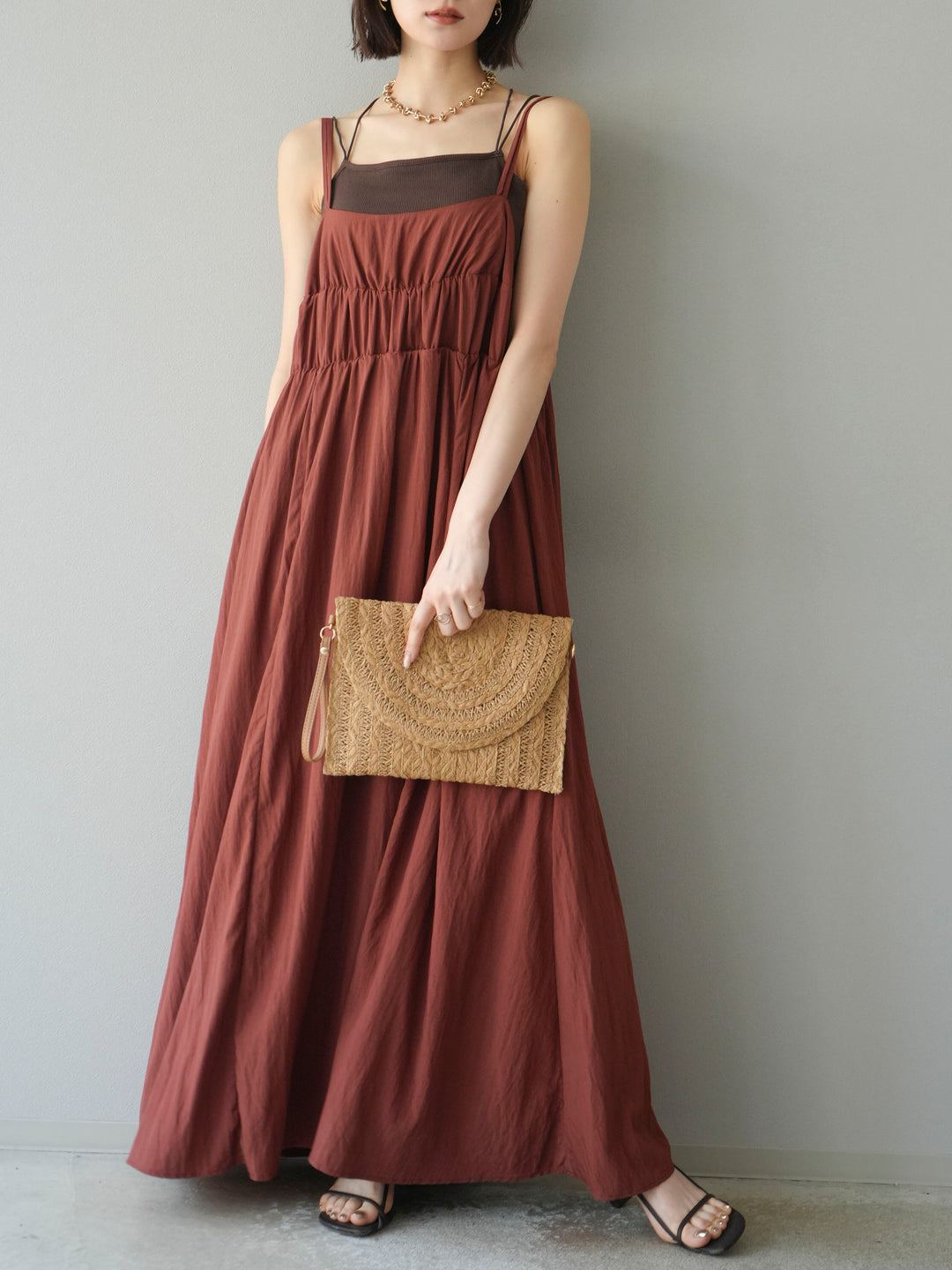 [SET]レーヨンシャーリングキャミワンピース+カップ付きバッククロスキャミソール(2set)