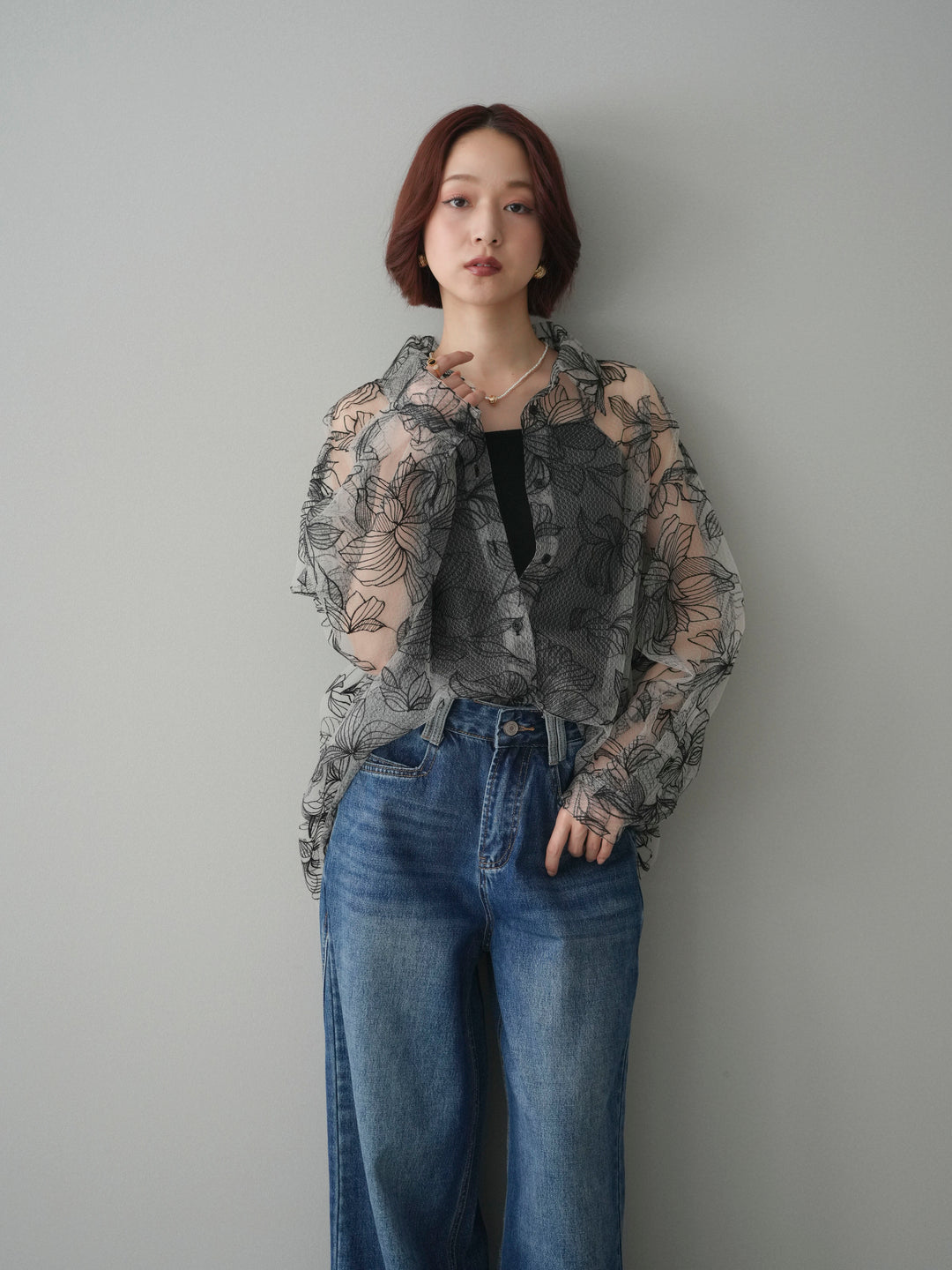 [予約]チュールフラワー刺繍オーバーシャツ/black