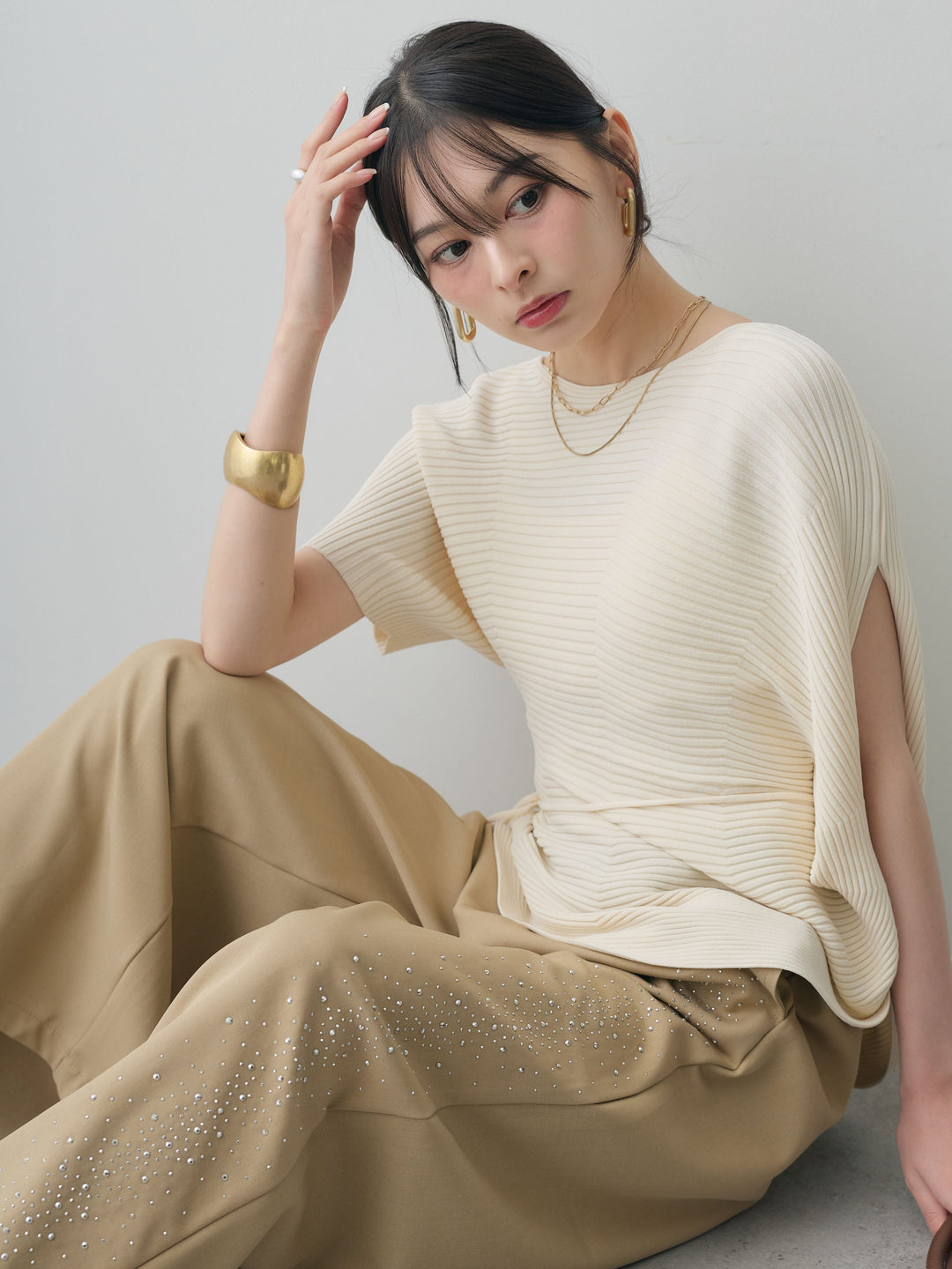[SET]アシメデザインリブニットトップス+ポーチベルト付サイドビジュータックワイドパンツ(2set)