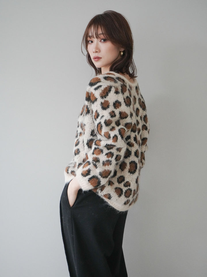 [SET]モヘアタッチレオパード柄ニットカーディガン+モヘアタッチレオパード柄ニットカーディガン(2set)