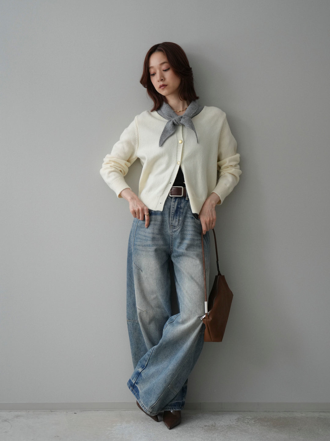 [予約]デザイン襟ニットカーディガン/white