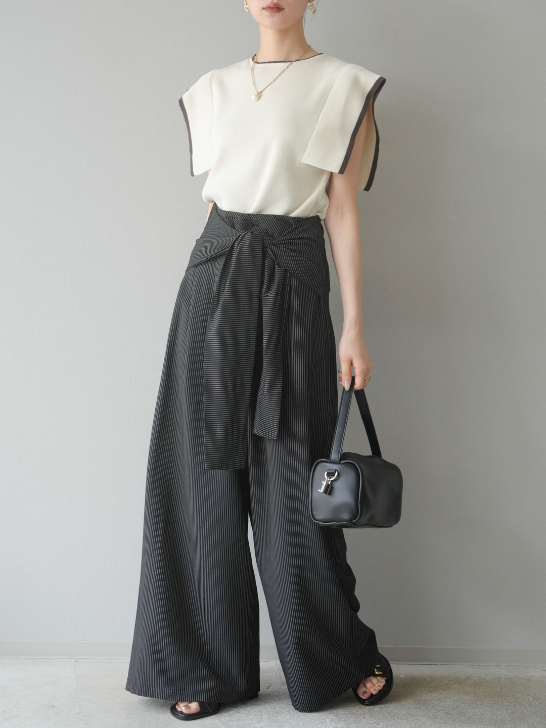 【預購】條紋裹腰闊腿褲/黑色