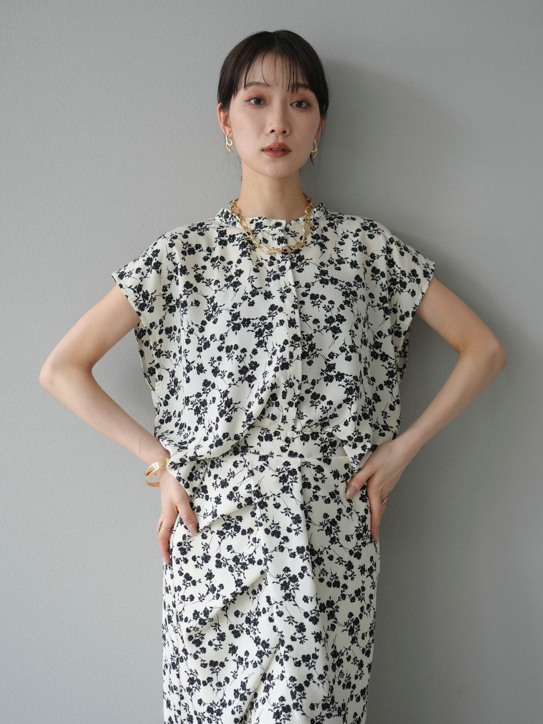 [予約]フラワープリントフレンチスリーブブラウス/アイボリー