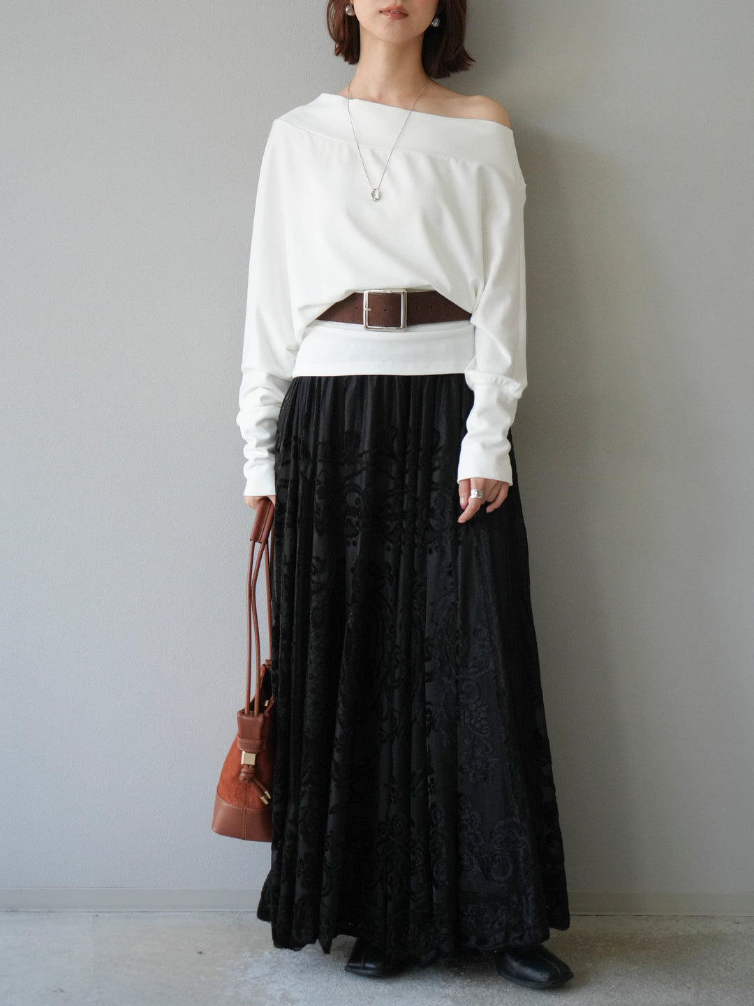 [予約]ベルト付オフショルカットソー/ホワイト