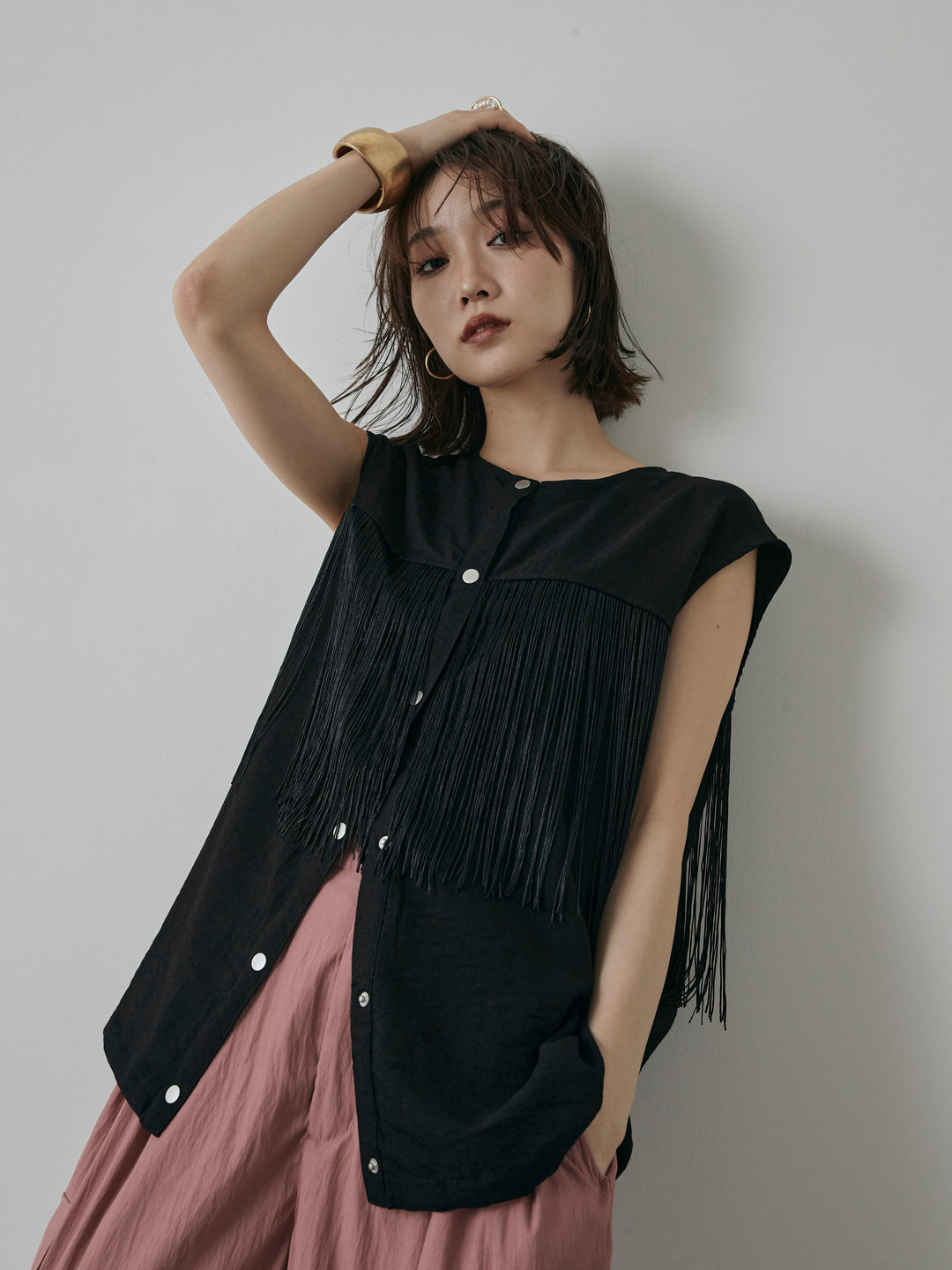 【預購】流蘇無袖上衣/黑色