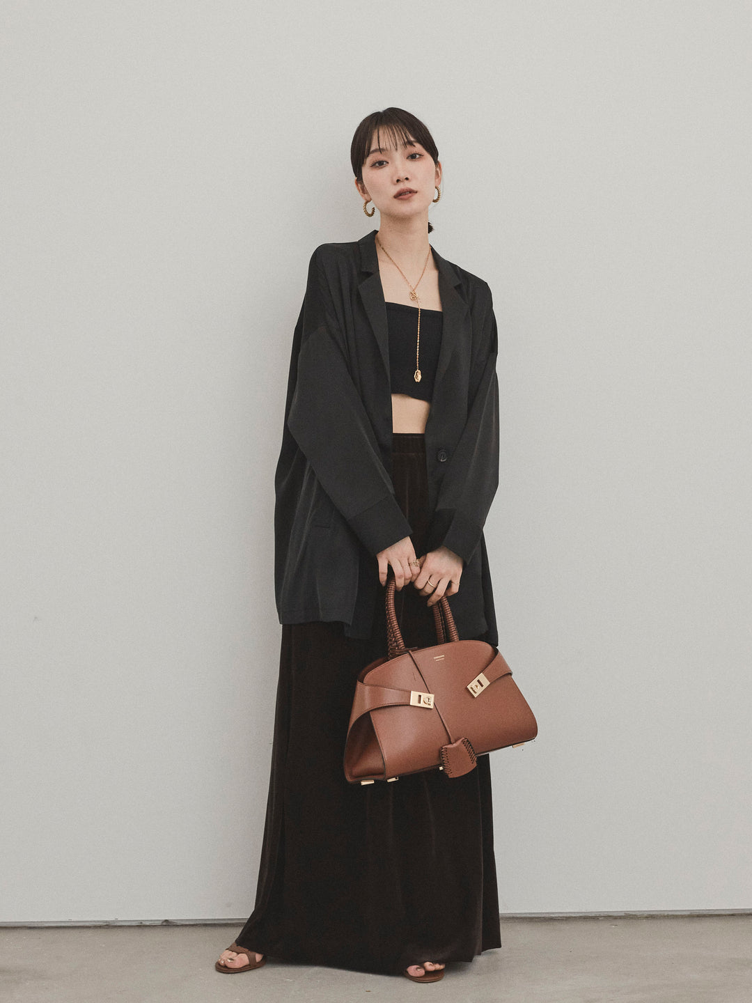 [SET] 霧面緞面外套 + 天鵝絨半身裙 (2set)